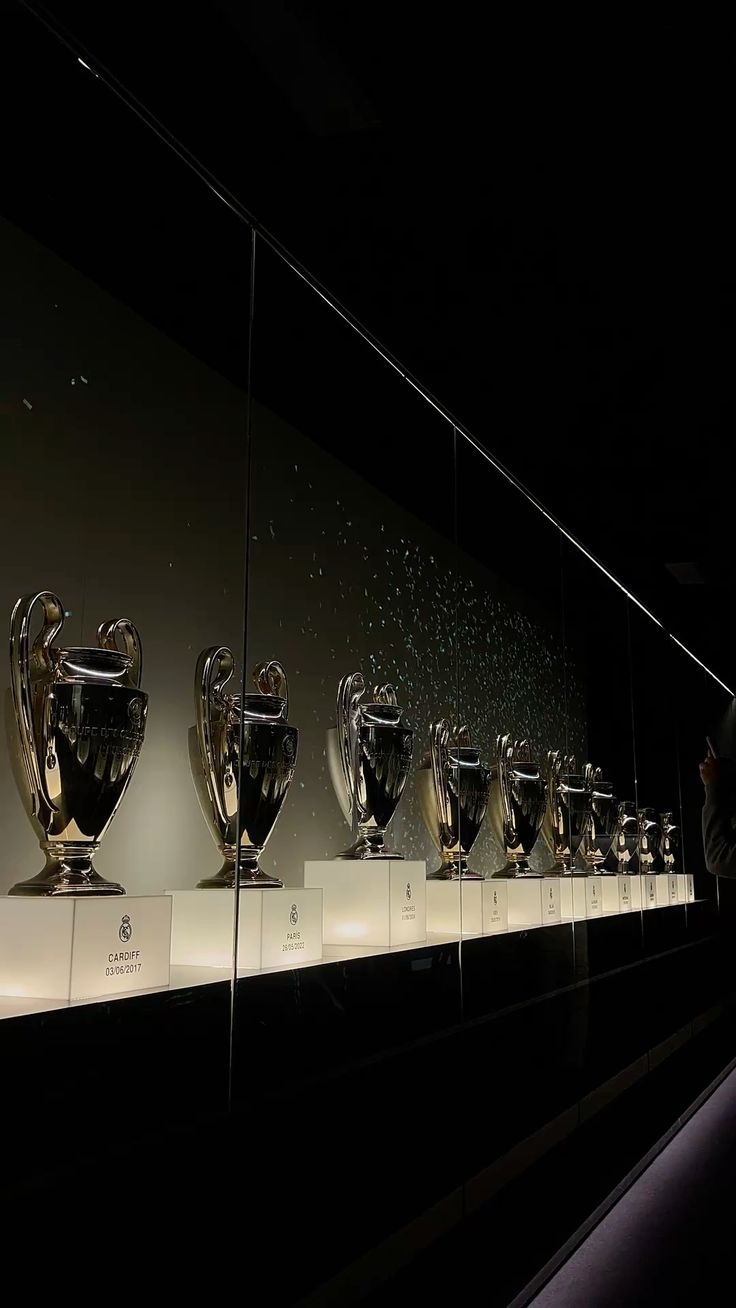 CLUBS